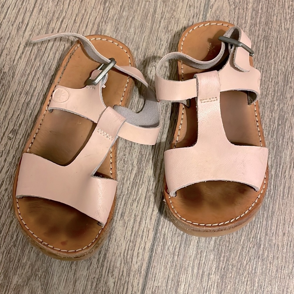 Freshly picked sandals